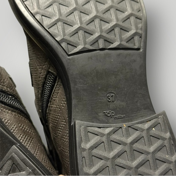 MIZ MOOZ - Leather Buckle Straps Ankle Boots Crescent - Gray - EU 37 US 6.5 - 7 - Picture 11 of 12